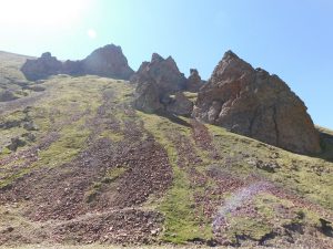 新疆ウィグル自治区・阿拉溝から托克遜への写真 浪漫の回廊から褐色の大地へ-7