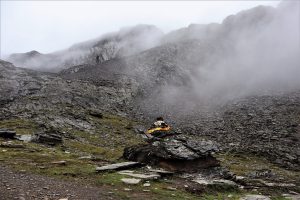 四川省・長坪溝、枯樹灘、四姑娘山鎮から大本営ベースキャンプへ、大峰山頂の写真　四姑娘山、大峰を登る5-10