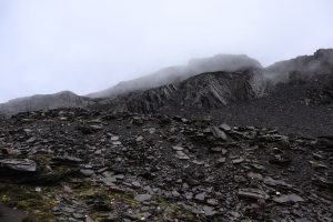 四川省・長坪溝、枯樹灘、四姑娘山鎮から大本営ベースキャンプへ、大峰山頂の写真　四姑娘山、大峰を登る5-8