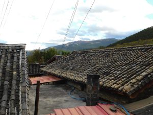 雲南省・白水台の写真　白とブルーの神秘-10