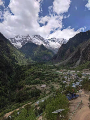 雨崩、冰湖、神瀑、神湖