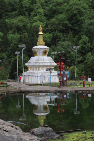 雲南省・雨崩、冰湖、神瀑、神湖の写真　神の村トレッキング-9