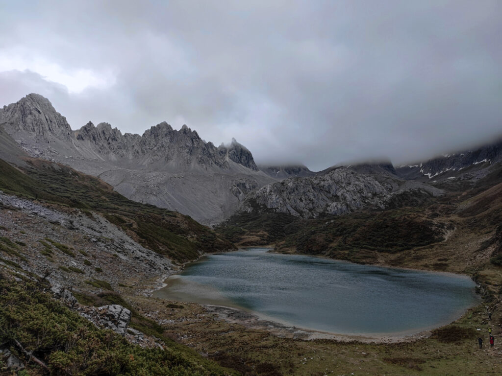 雲南省・阿布吉措の写真　シャンバラを歩く3-1
