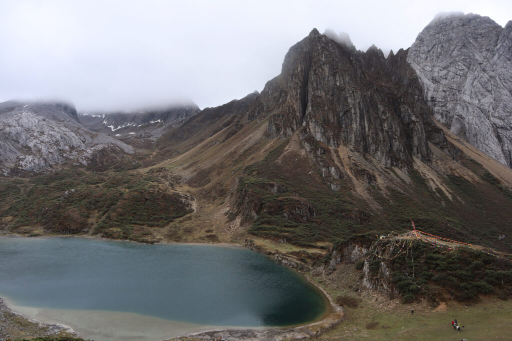 雲南省・阿布吉措の写真　シャンバラを歩く3-5