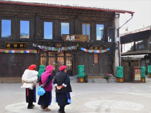 雲南省・香格里拉（シャングリラ）の写真　心中の日月-11