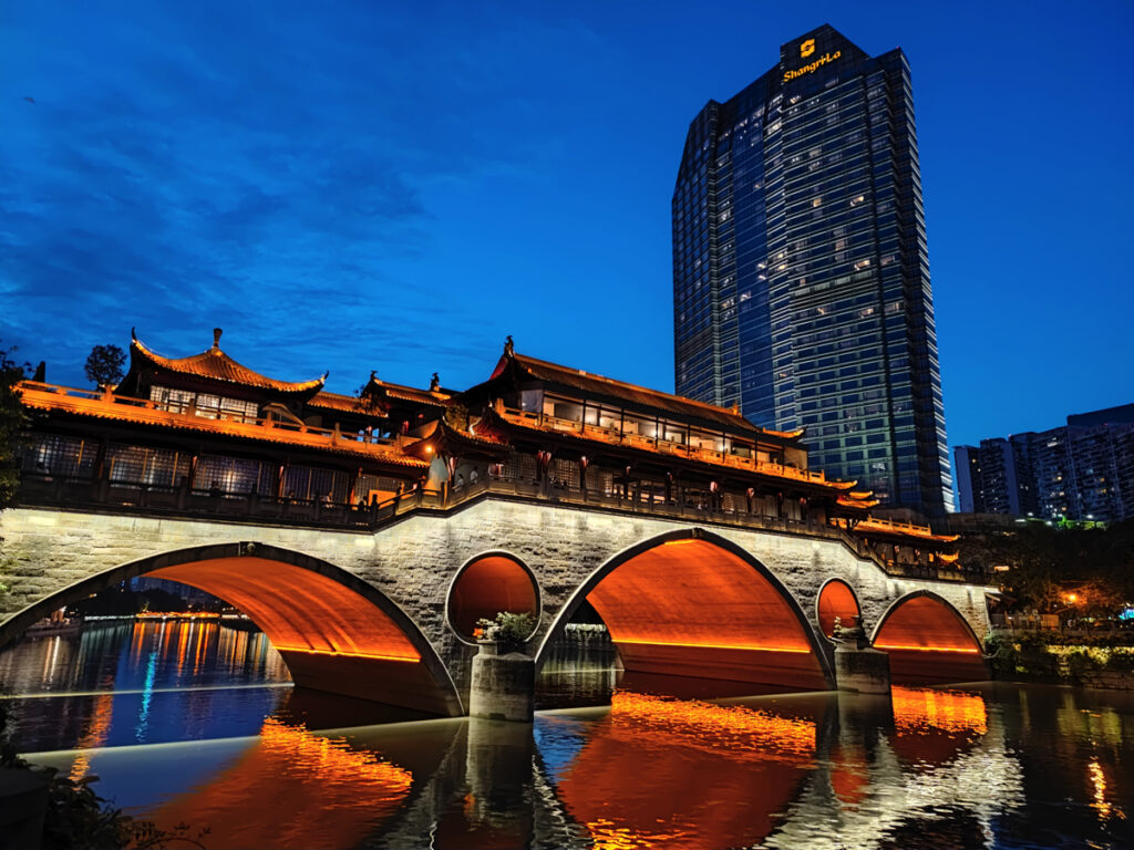 四川省・黄龍溝の写真　仙境の翡翠池-1