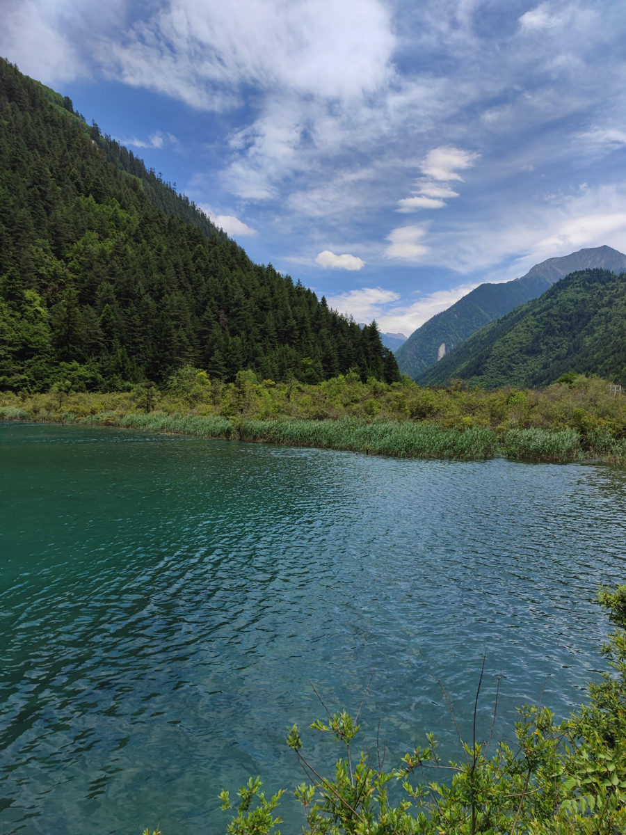 四川省・九寨溝の写真 チベットの愛に育まれた世界自然遺産-5