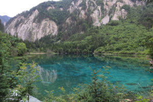 四川省・九寨溝の写真　チベットの愛に育まれた世界自然遺産2-6