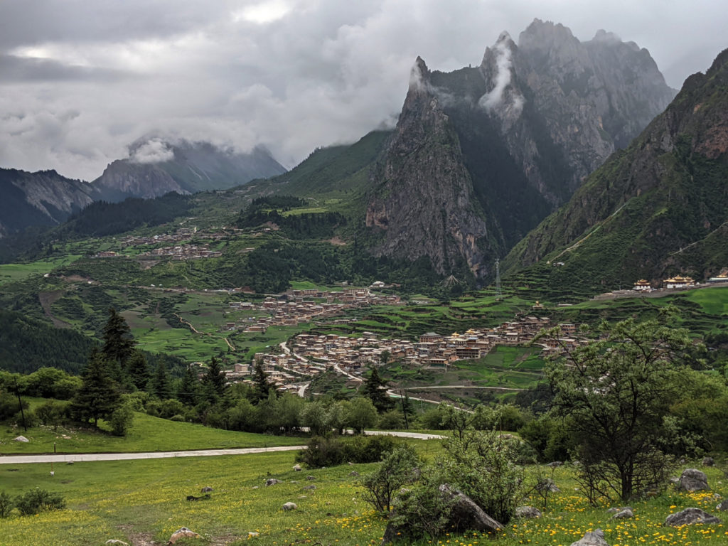 甘粛省・扎ガ那（ツァガナ）の写真　神仙が住む天上のツァガナ-1