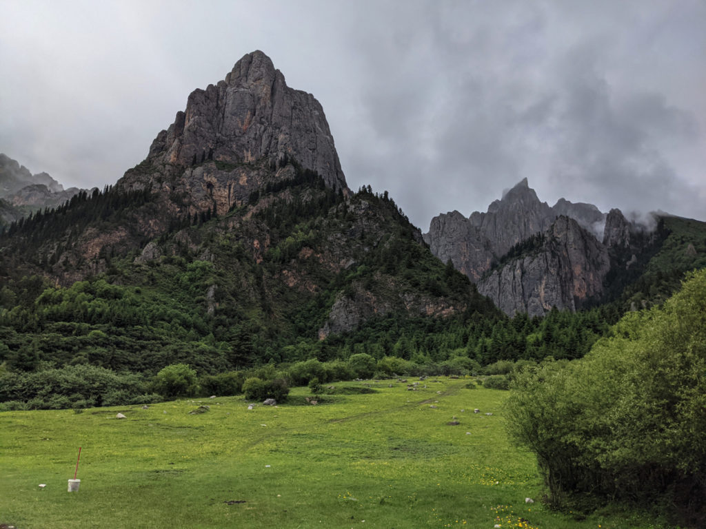 甘粛省・扎ガ那（ツァガナ）の写真　神仙が住む天上のツァガナ-3