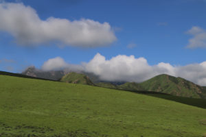 甘粛省・国道345号と黄河の写真　母なる黄河を渡り国道345号を行く-10