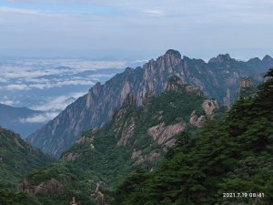 安徽省・黄山の写真 “天井図画”の奇岩の地5-6
