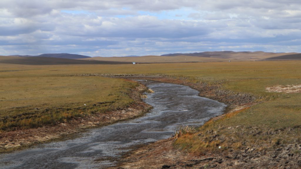 内蒙古自治区・呼倫貝尓大草原と大興安嶺の写真 大興安嶺の秋-4