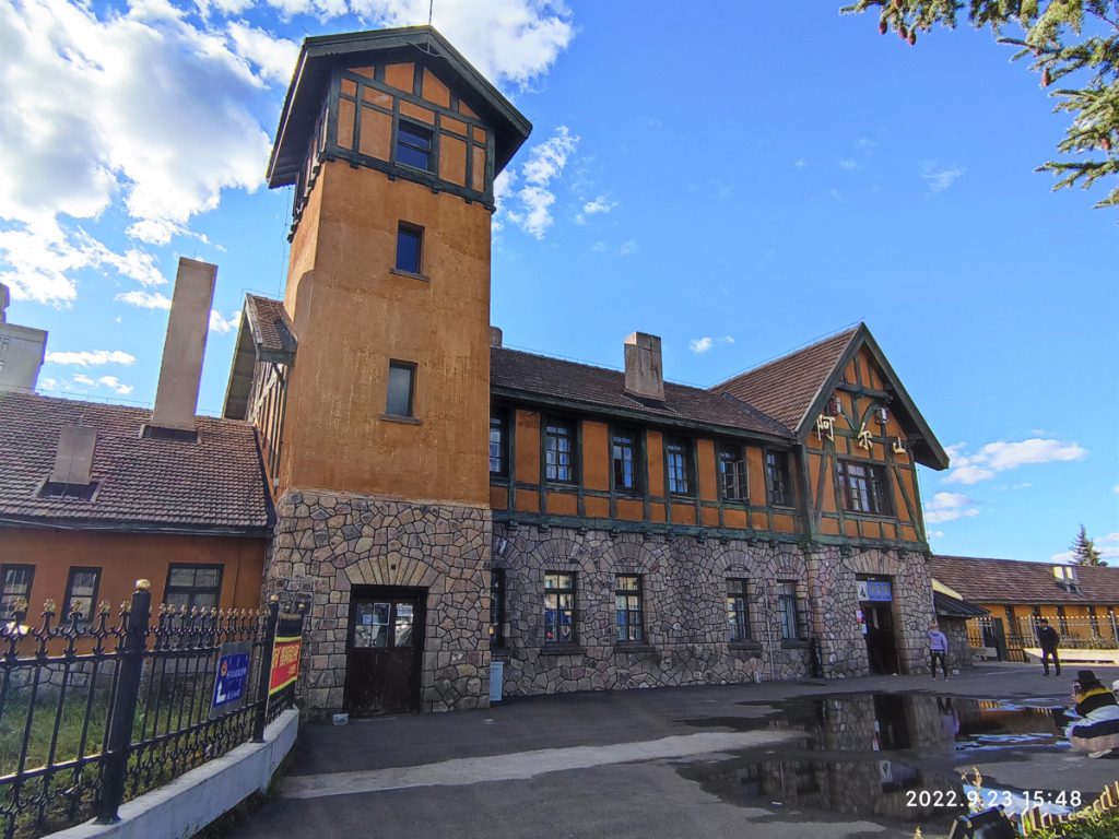 内蒙古自治区・阿尓山の写真　錦秋の阿尓山-1