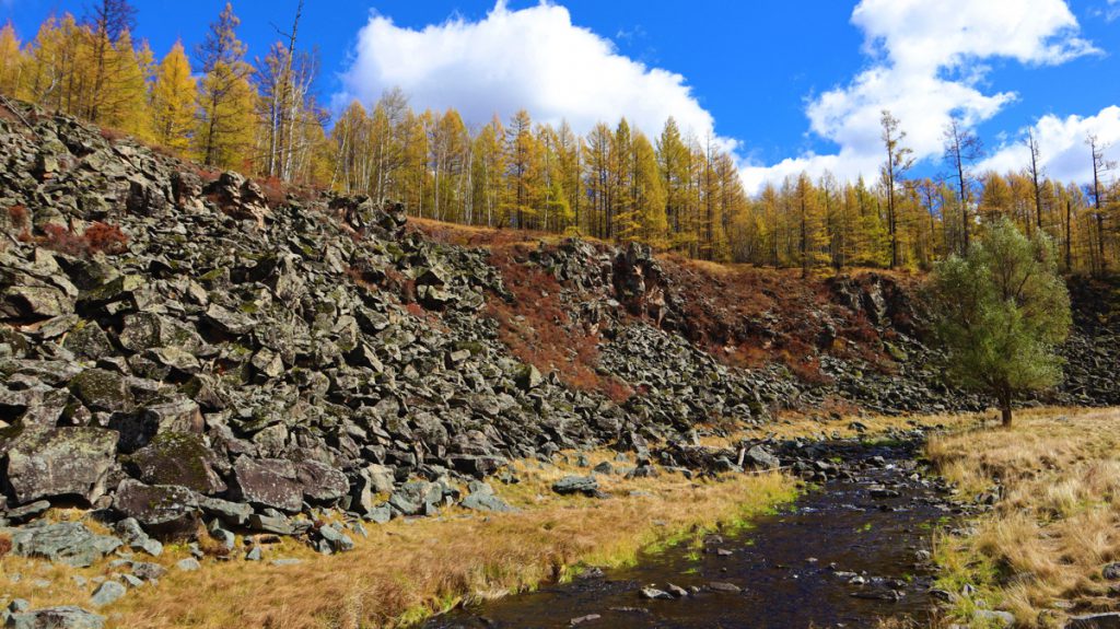 内蒙古自治区・の写真　錦秋の阿尓山5-3