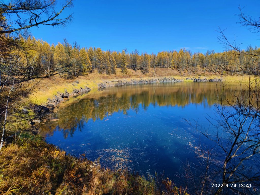 内蒙古自治区・の写真 錦秋の阿尓山6-2