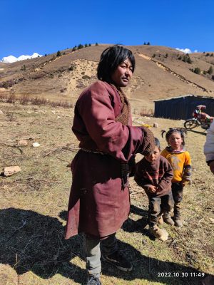 四川省・の写真 神山を仰ぎ格聶(グニエ)南綫を行く6-11