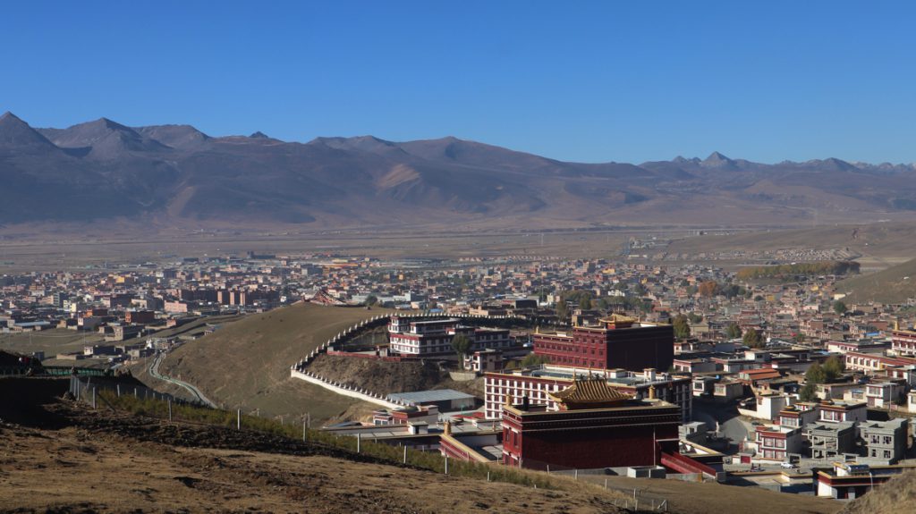 四川省・の写真 海抜5千mの扎瓦拉峠を越え巴搪、理塘へ6-1