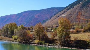 四川省・冷嘎措、楽山大仏の写真　貢嘎崇拝-7