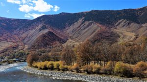 四川省・冷嘎措、楽山大仏の写真　貢嘎崇拝-8