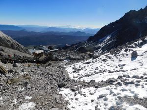 雲南省・玉龍雪山／玉龍雪山と藍月谷／麗江古城の写真　古城と神の雪山-10