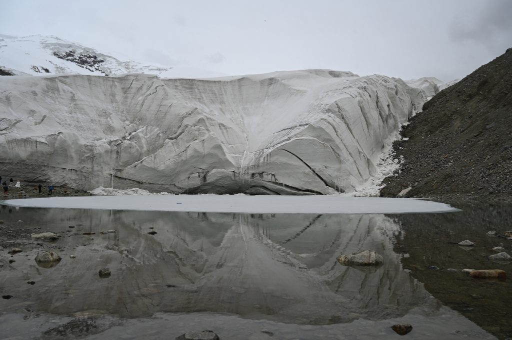 新疆ウィグル自治区・の写真 世界の屋根と氷河6-1