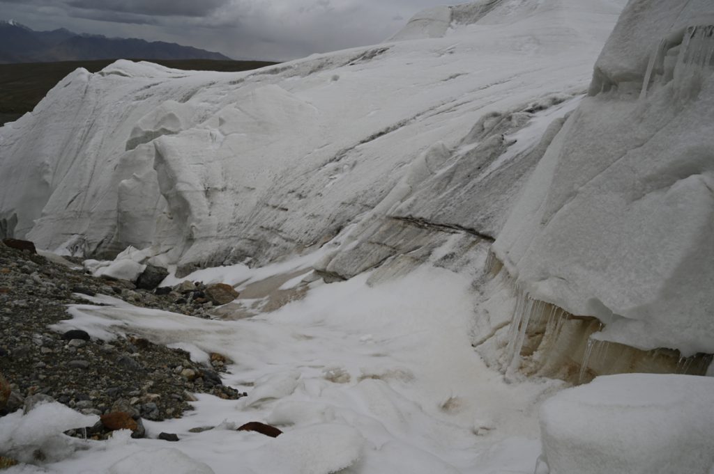 新疆ウィグル自治区・の写真 世界の屋根と氷河6-4
