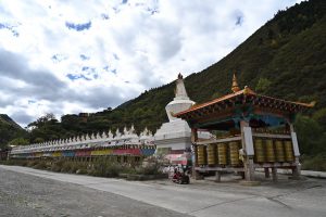四川省・十明佛学院と白玉寺の写真　海抜５千mの仏教学院-11