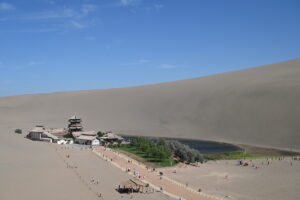 馬蹄寺／嘉峪関と明長城／敦煌郊外／鳴沙山月牙泉／敦煌莫高窟