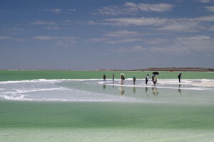 阿克塞から格尓木/黒独山/察尓汗(チャアルハン)塩湖