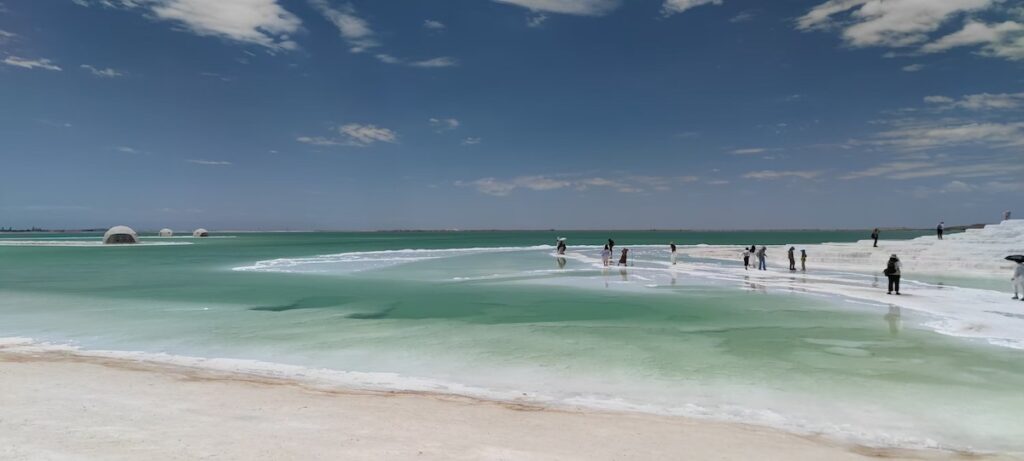 青海省・の写真 太陽と水と塩の神秘4-4