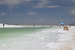 青海省・の写真 太陽と水と塩の神秘4-6