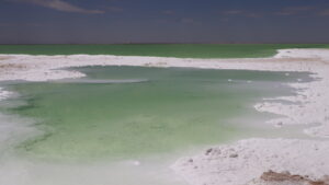 青海省・の写真 太陽と水と塩の神秘4-7