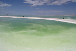 青海省・の写真　太陽と水と塩の神秘5-10
