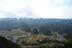 黄果樹瀑布／妥楽（トゥオル）村／瑶族の村