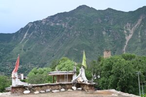 四川省・の写真　四姑娘山（スクニャン山）の渓谷を歩き中路蔵寨を訪ねる10-11