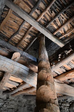 四川省・の写真　四姑娘山（スクニャン山）の渓谷を歩き中路蔵寨を訪ねる10-6